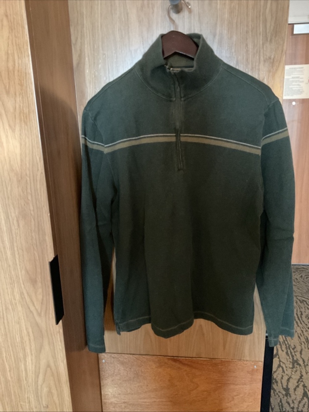 Banana Republic - Men's Olive Green Quarter-Zip Sweater - Men’s Size Large